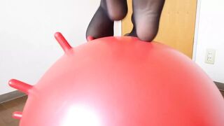 Stretching with Pantyhose