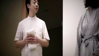 M960G06 Sexual desire explodes with the erotic treatment of a masseuse! Infidelity SEX that drowns in pleasure and sprees with another stick.